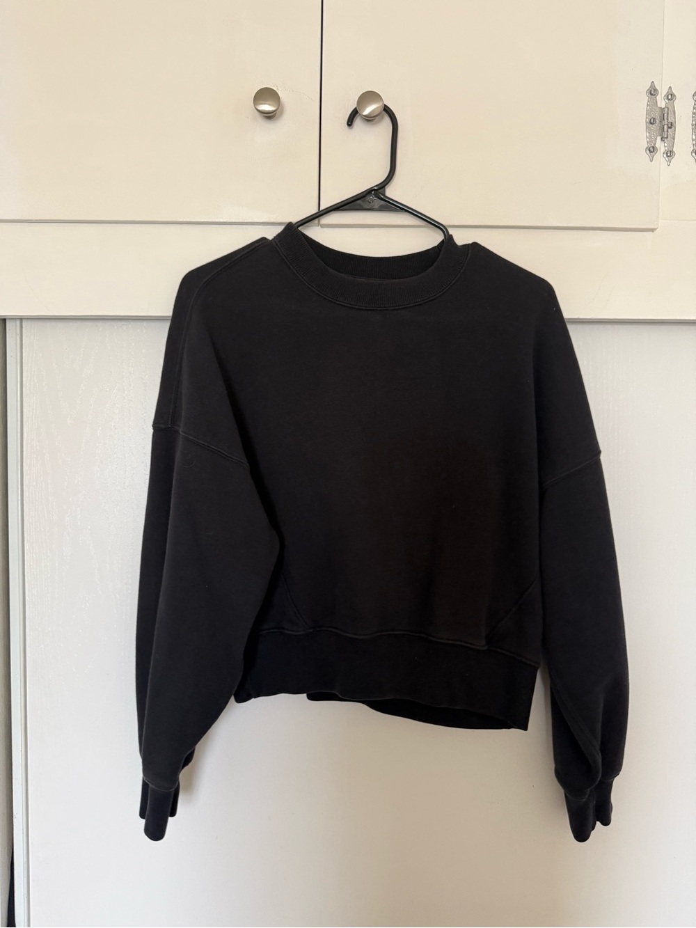 Abercrombie & Fitch Black Crewneck Sweatshirt
